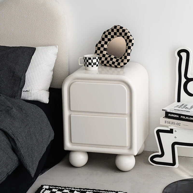 AMADEO SIDE TABLE - Image 3
