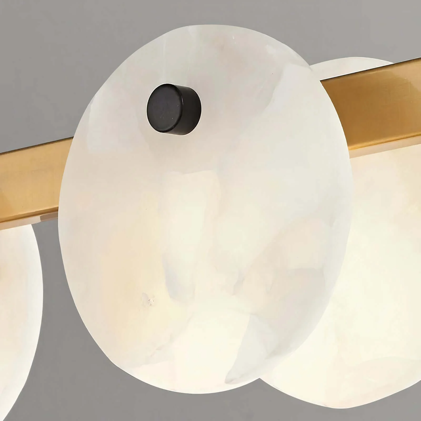 BELLISE CHANDELIER - Image 4