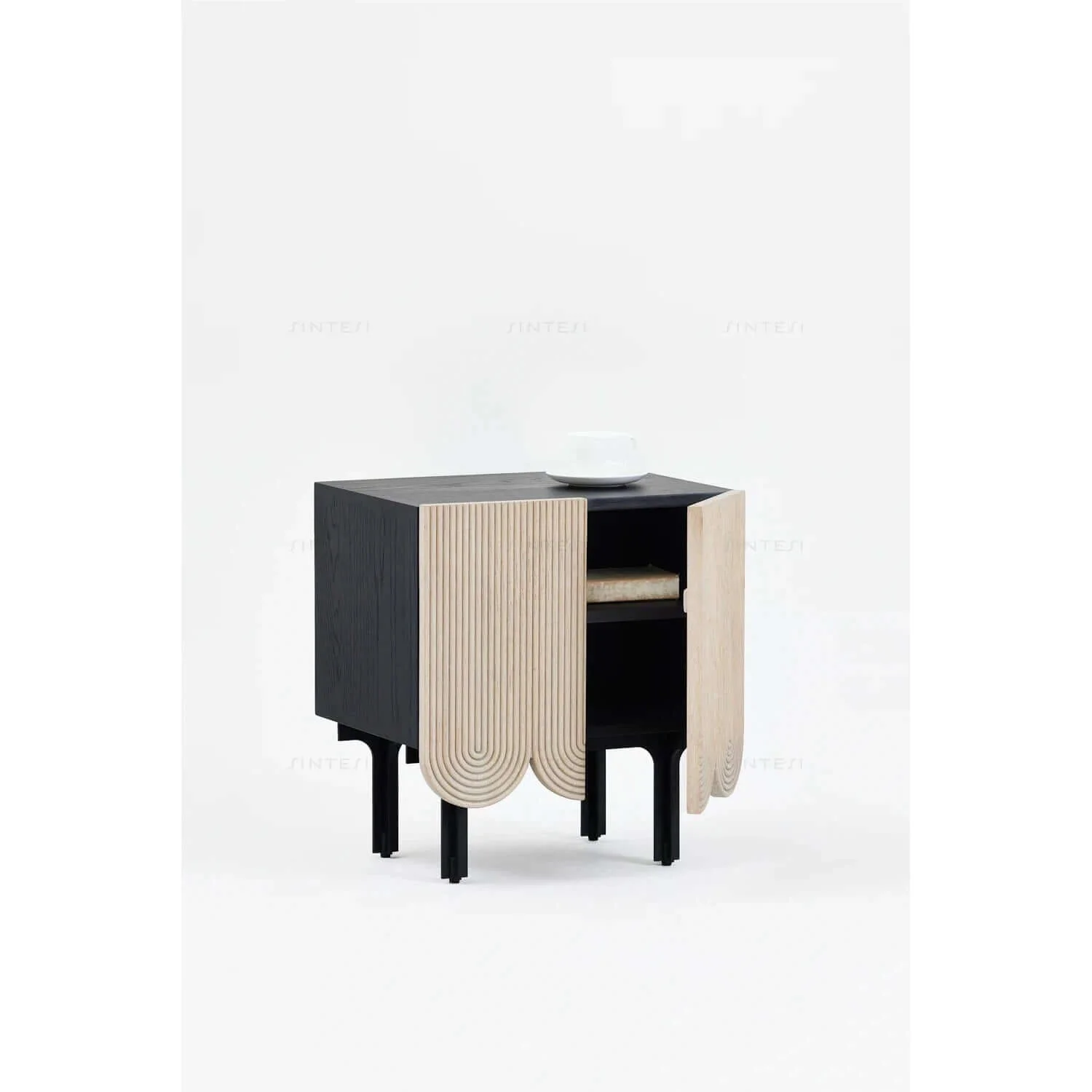 GAETANO SIDE TABLE - Image 4