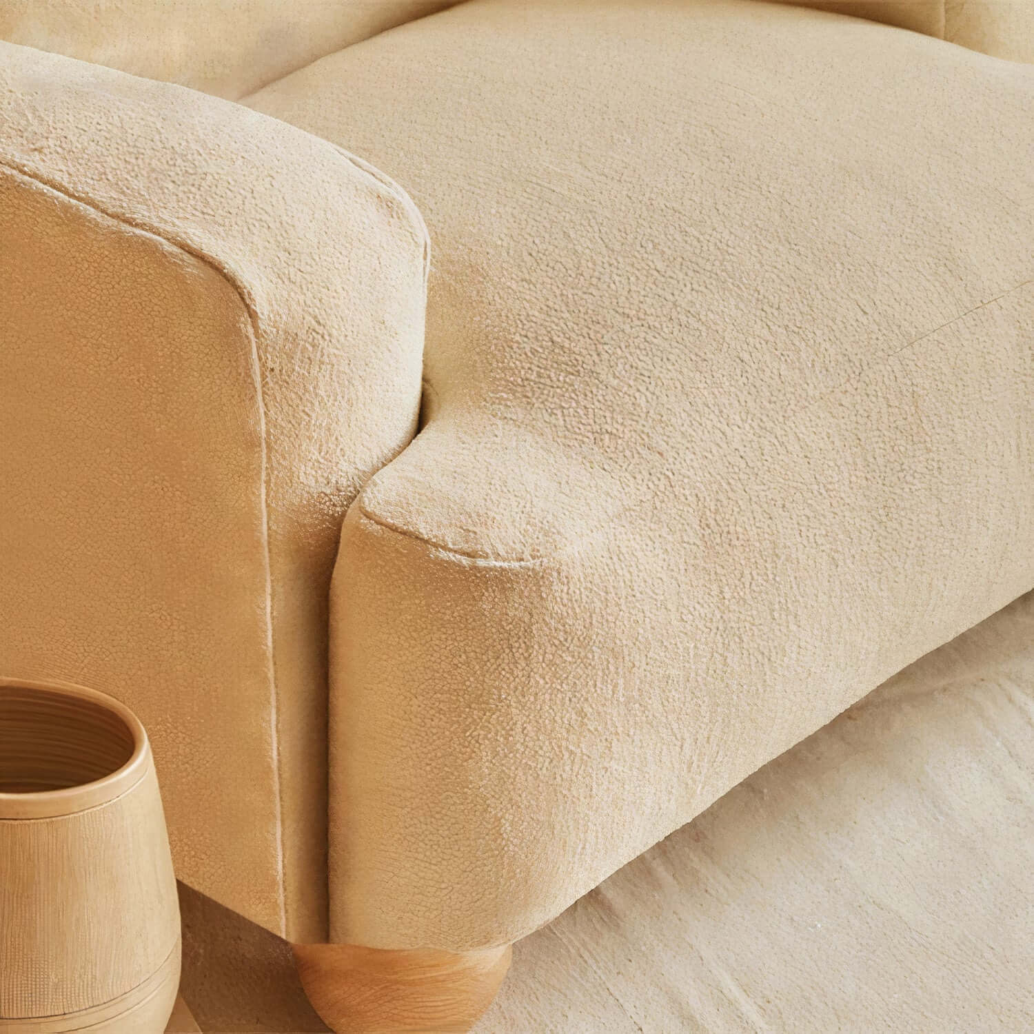GUINEVERE SOFA - Image 6