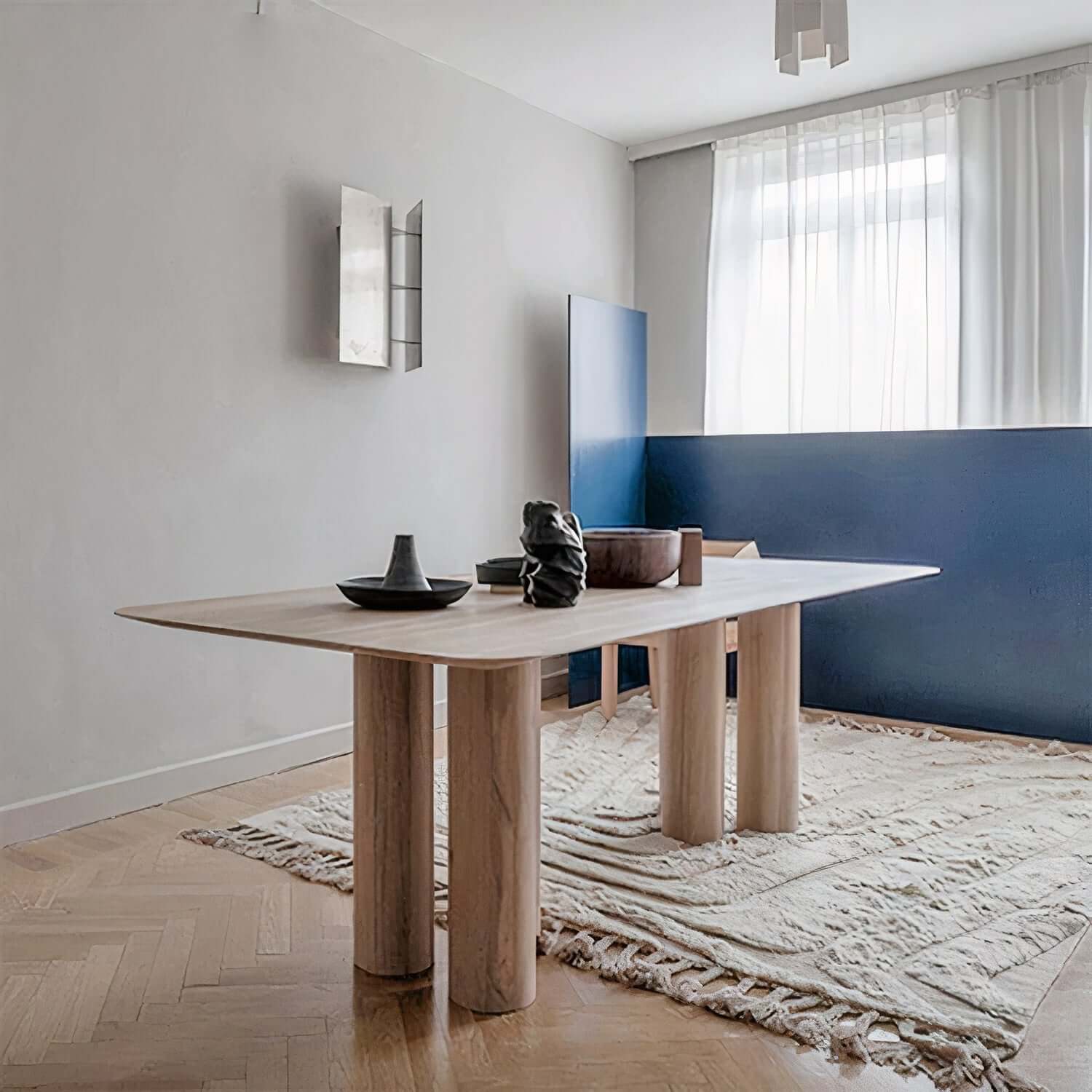 HUGO DINING TABLE - Image 2