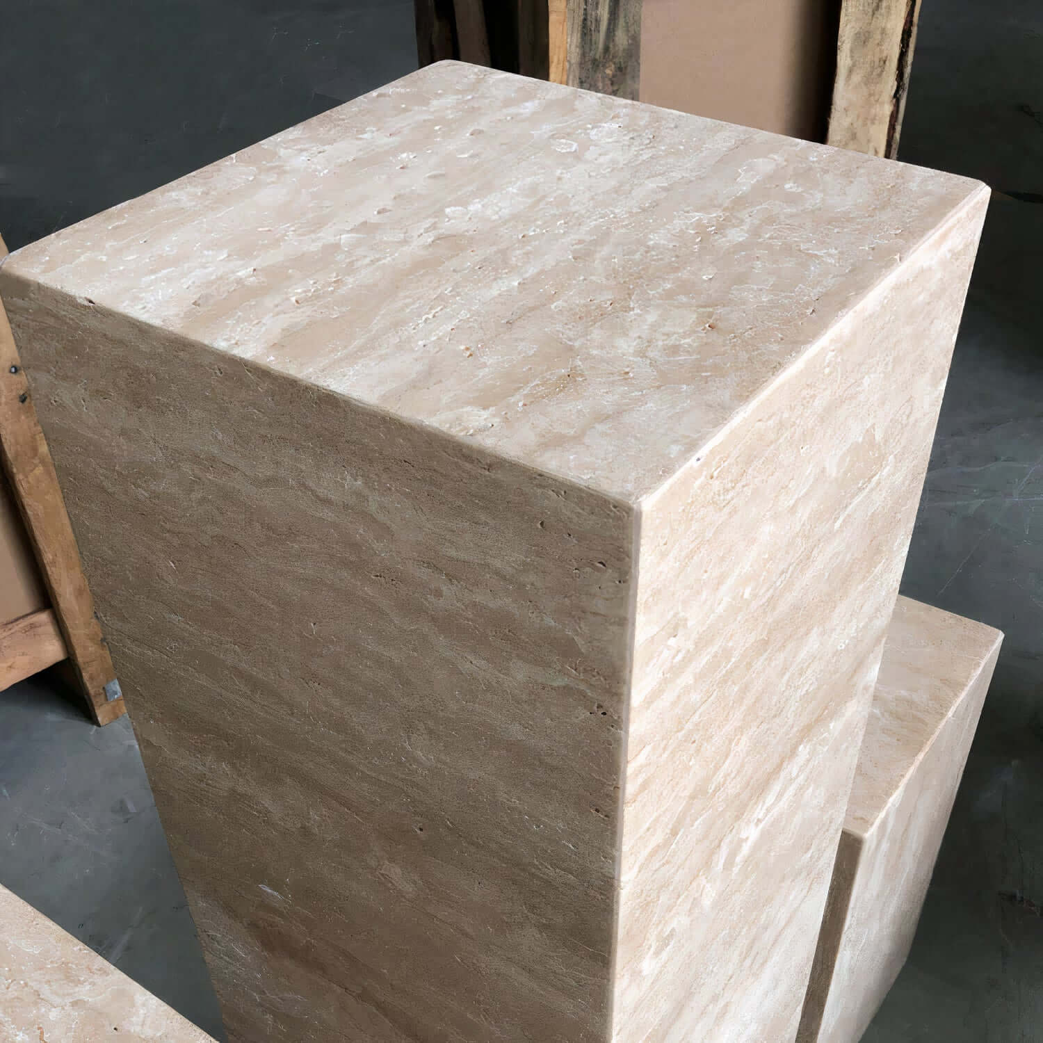 LILLY SIDE TABLE - Image 6