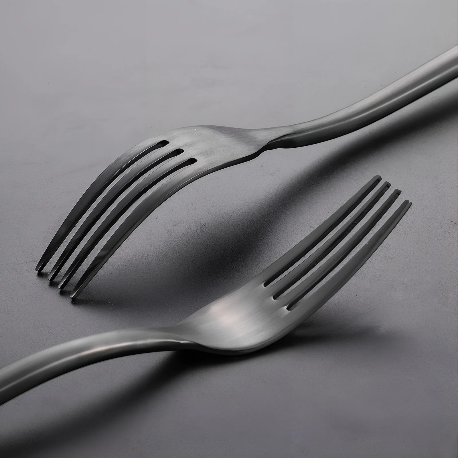 ONYX FLATWARE SET - Image 2