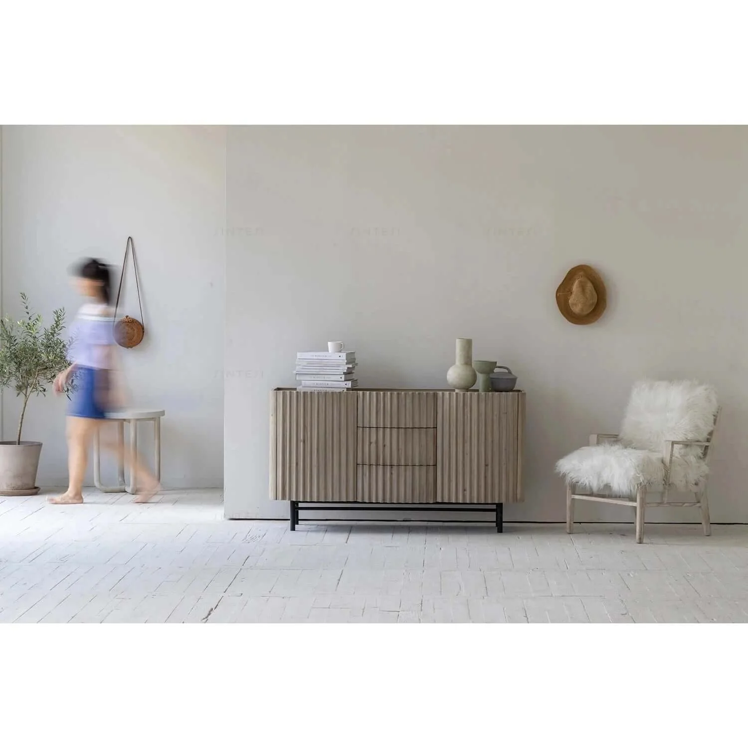 RENZO CABINET - Image 7