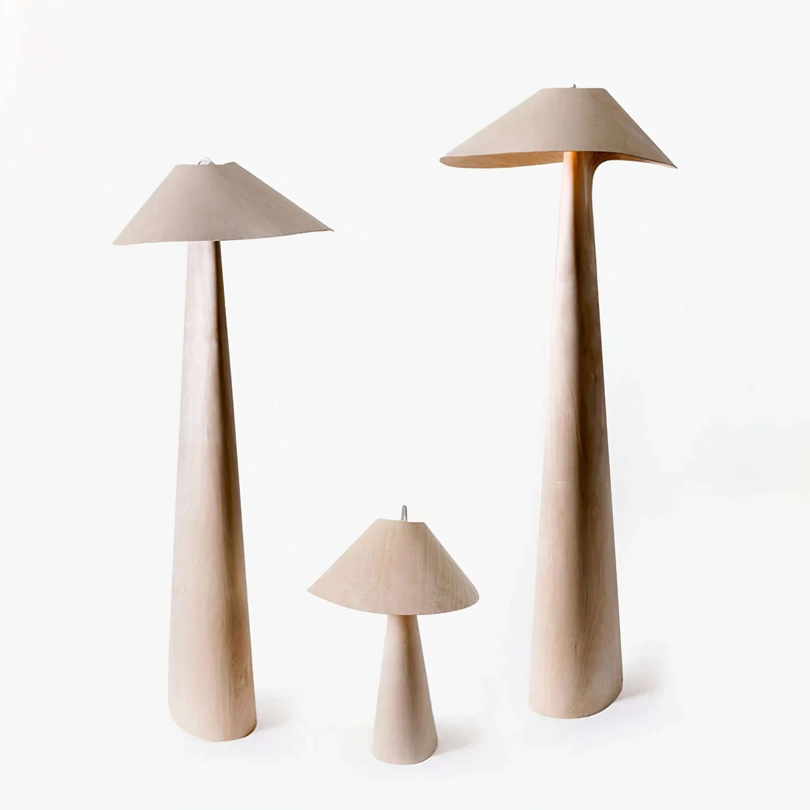 TIANA FLOOR LAMP - Image 4